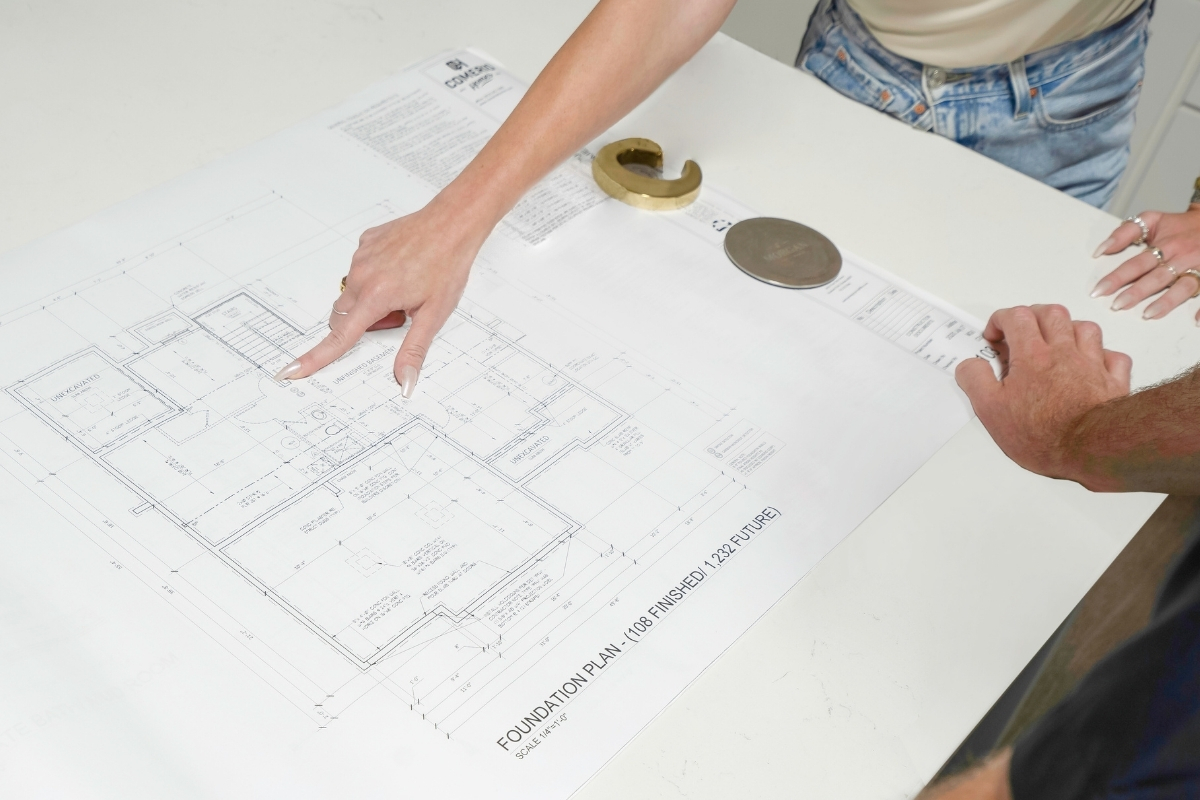 Reviewing Floor Plans With Home Builders In Kansas City
