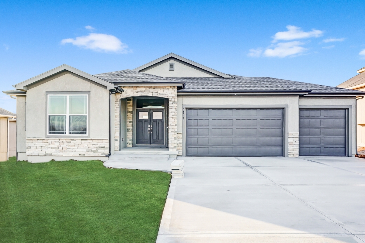 Ranch style home design available in Kansas City floor plans