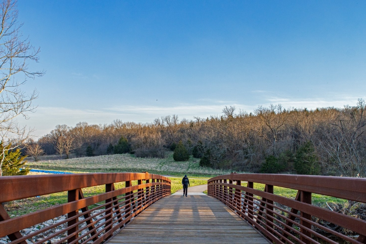 Nearby walking trails close to communities built by Olathe home builders